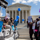 Illustration for article titled Supreme Court Votes 7-1 to Put Louisiana Abortion Restriction Law on Hold